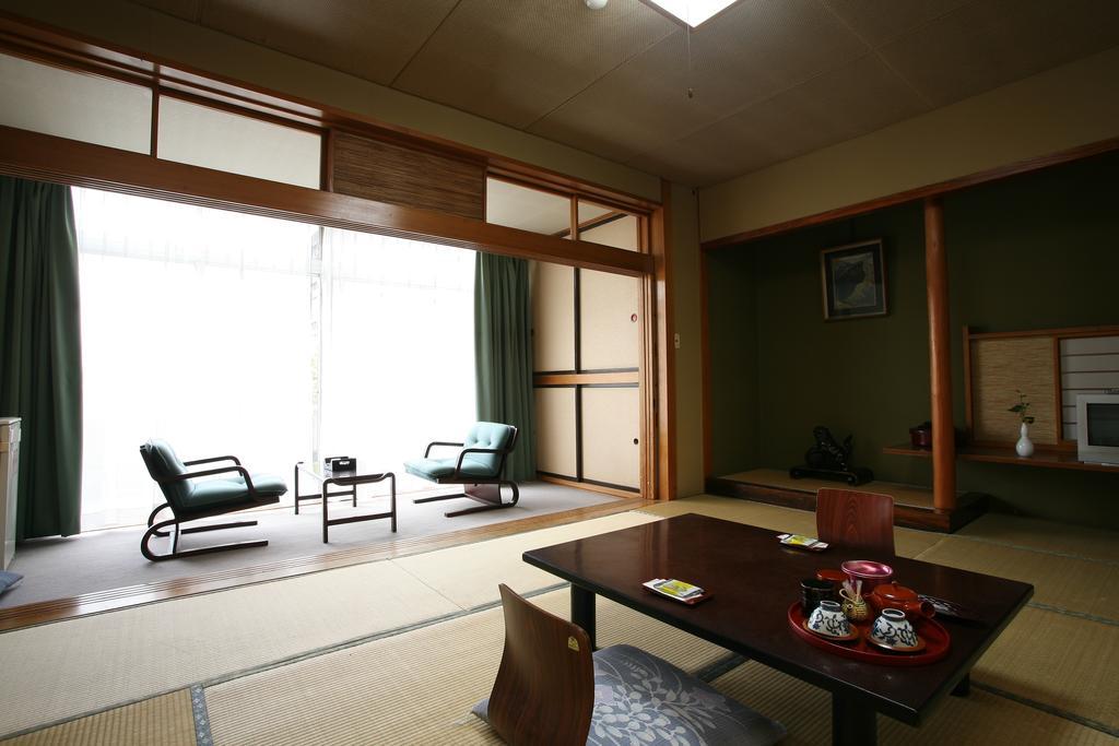 Sakaeya Hotel Tendo Ruang foto